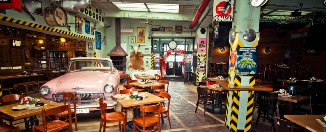 Garage Club - restaurant - hotel - pivovar