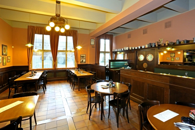 Delňák, Pilsner Urquell Original Restaurant, Dělnický dům