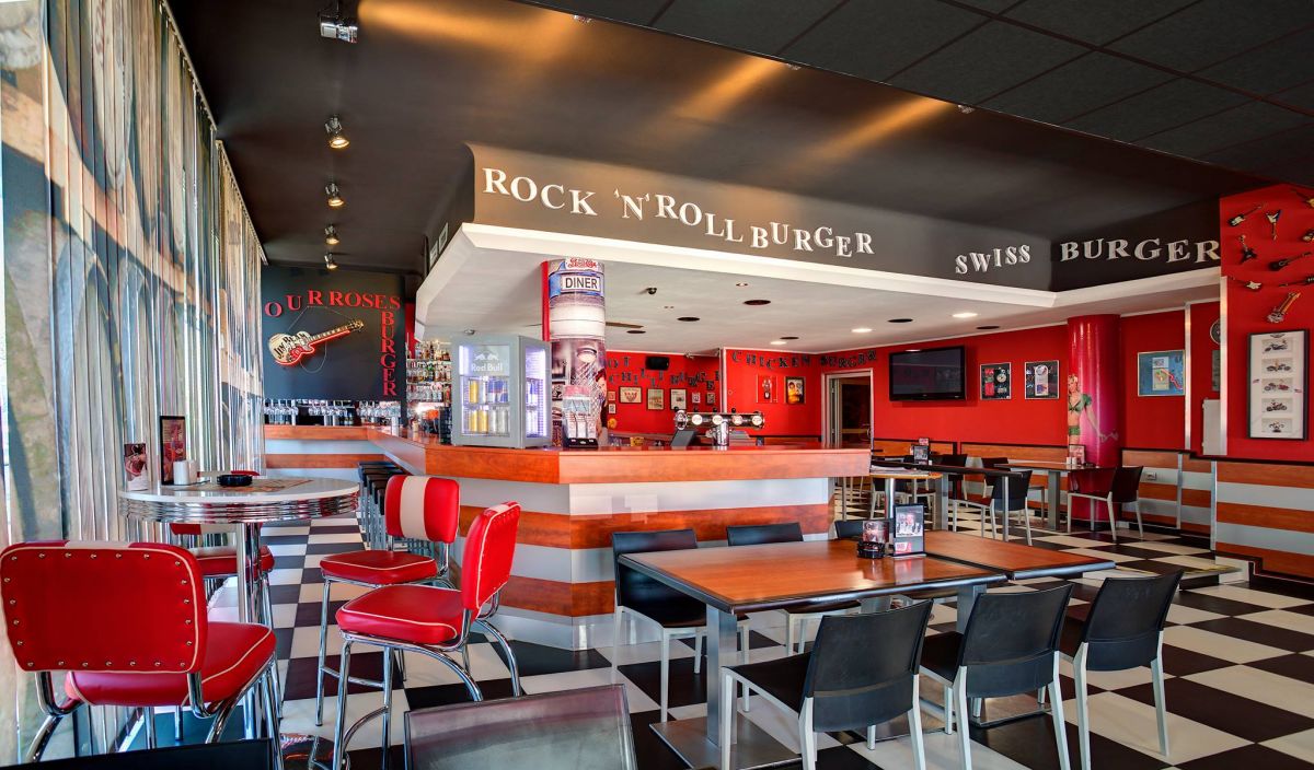 ROCKnROLL Club restaurant