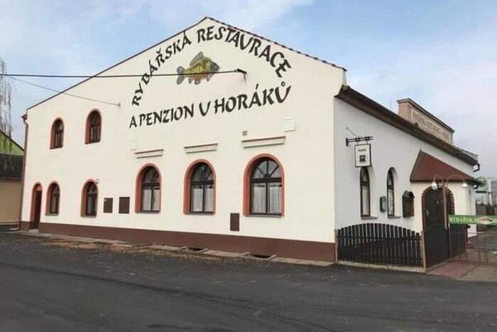 Rybářská restaurace a penzion U Horáků