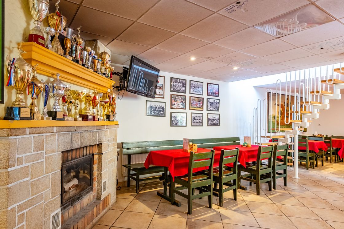 Restaurace U Drahu�ky